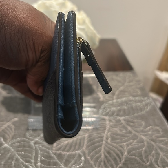 Kate spade large slim bifold wallet NWT - Picture 8 of 11